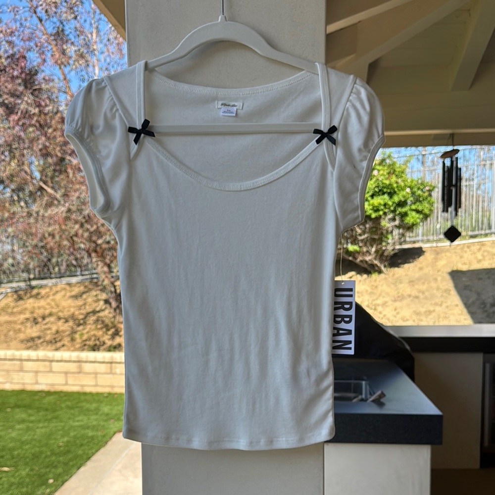 Urban Outfitters Gray Fitted Cap Sleeve Blouse